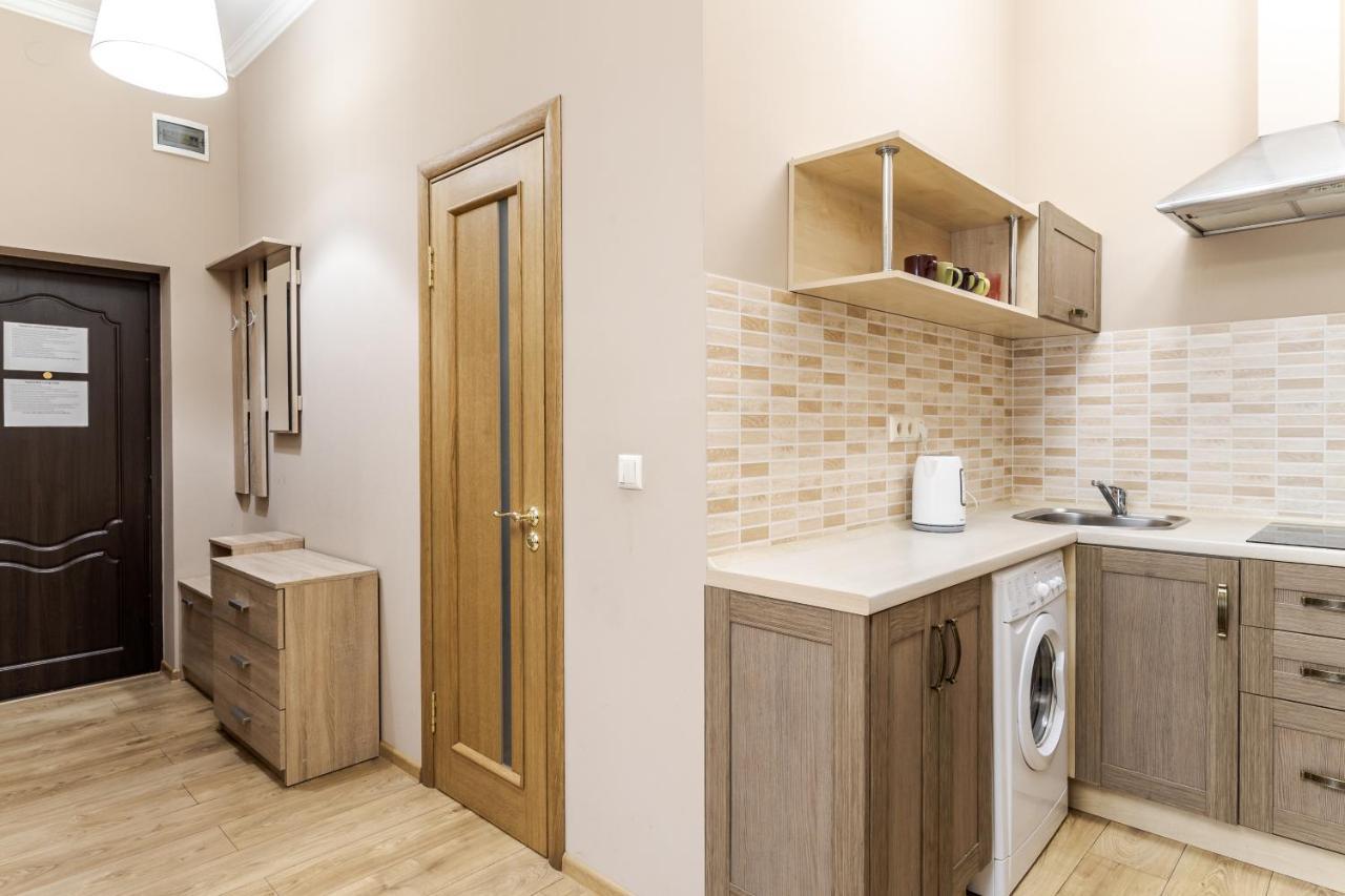 Apartment On Stavropihiiska Street 1 Lviv Exterior foto