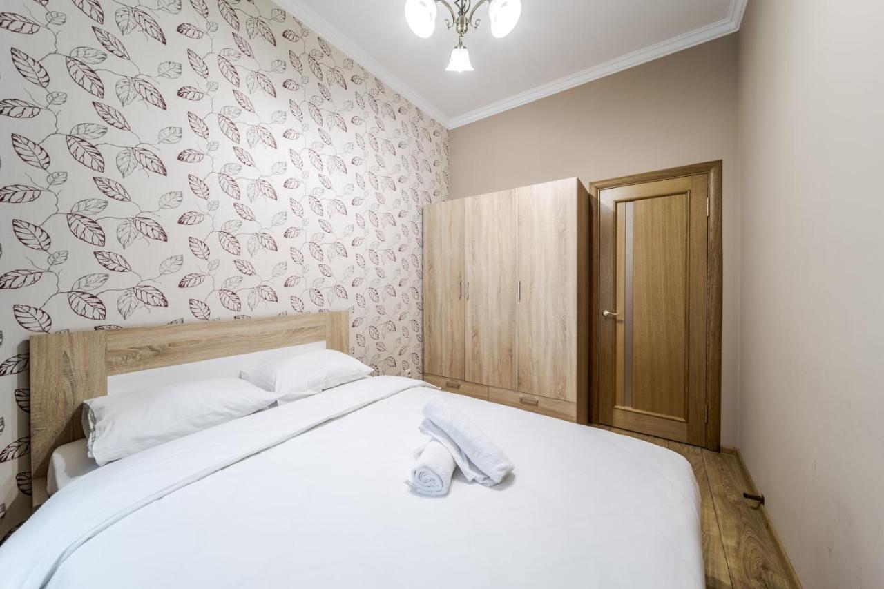 Apartment On Stavropihiiska Street 1 Lviv Exterior foto